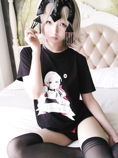 [Cosplay] 雯妹 - 黑贞德穹妹