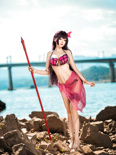 [Cosplay] Airi 仙九 - Scarlett Swimsuit 斯卡哈水着