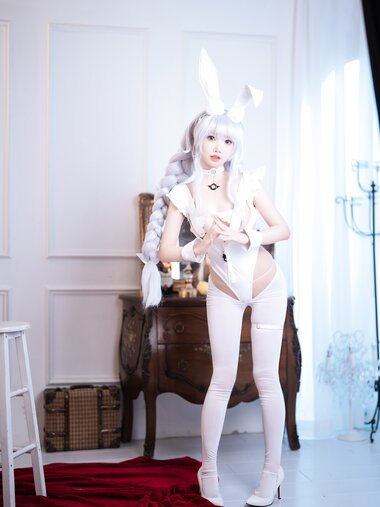 [Cosplay] 面饼仙儿 - 碧蓝航线 恶毒兔女郎