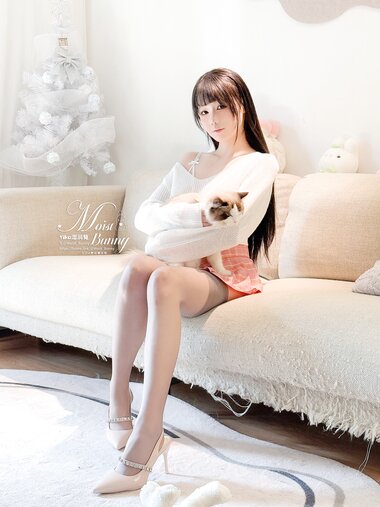 [Cosplay] 咬一口兔娘 - 情人节特辑 浪漫假日