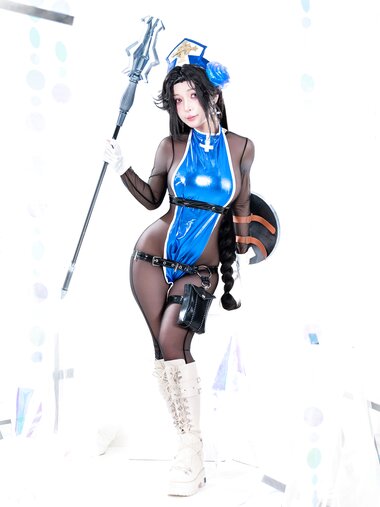 [Cosplay] Umeko J – Maiden (Ice Rose)