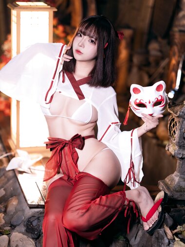 [Cosplay] yuuhui玉汇 NO.032 Miko of Wishes 巫女 [120P-2.01GB]