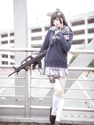 [Cosplay] Ni De Fu Qing 你的负卿 - 95 Uniform 95制服