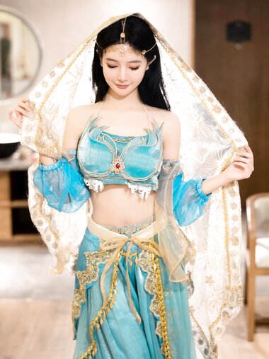 [Cosplay] 谢小蒽 西域舞娘