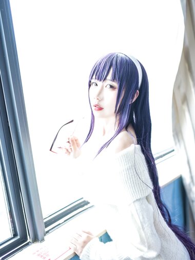 [Cosplay] Jean 九曲 - Sweater Senior Black Silk 毛衣学姐黑丝