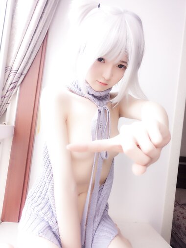 [Cosplay] YiXiaoYangZe 一小央泽 - Turtleneck Sweater 高领毛衣