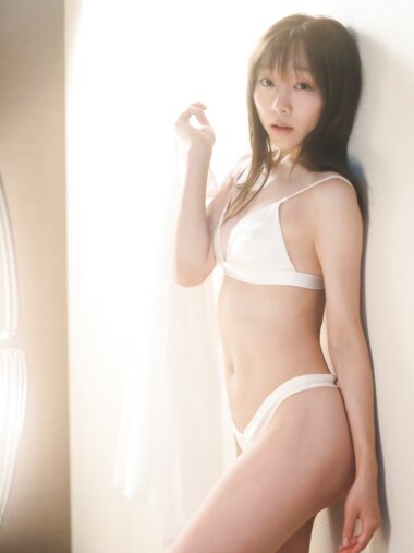 FRIDAY GOLD 須田亜香里 もっとすごい！女神の官能ヒップ