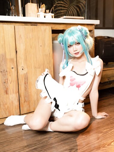 [Cosplay] PoppaChan - Uruha Rushia Hololiv