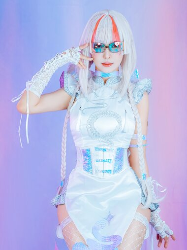 [Cosplay] Ely - Year of the Snake