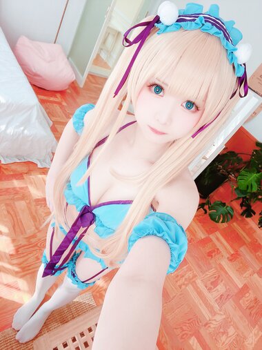 [Cosplay] 霜月shimo - NO.018 英梨梨睡衣 [17P-189MB]