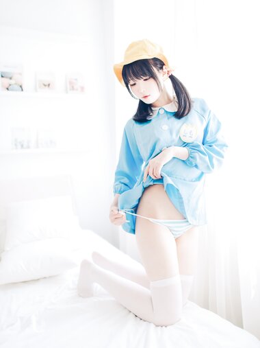 [Cosplay] 霜月shimo - NO.019 幼稚园 [12P-115MB]