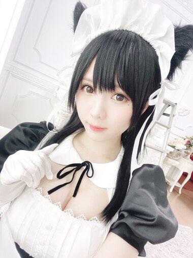 [Cosplay] 霜月shimo - NO.023 爱宕女仆 [16P2V-174MB]