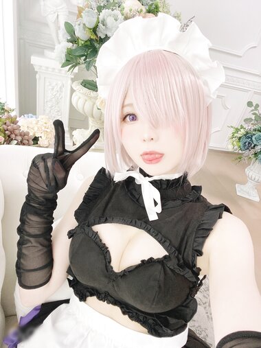 [Cosplay] 霜月shimo - NO.011 玛修女仆 [14P-131MB]
