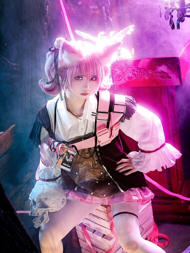 [Cosplay] 伊喵君 - 明日方舟巫恋