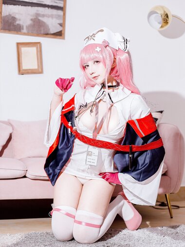 [Cosplay] 九曲Jean - 碧蓝航线英仙座护士