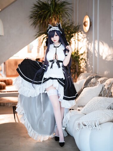 [Cosplay] 面饼仙儿 - 碧蓝航线 奥古斯特 女仆