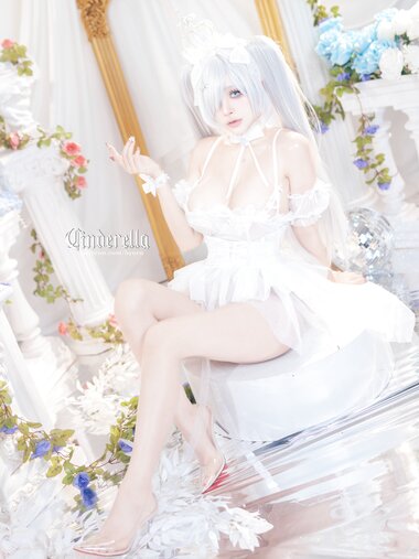 [Cosplay] Byoru 2025年01月 – 01.NIKKE 灰姑娘