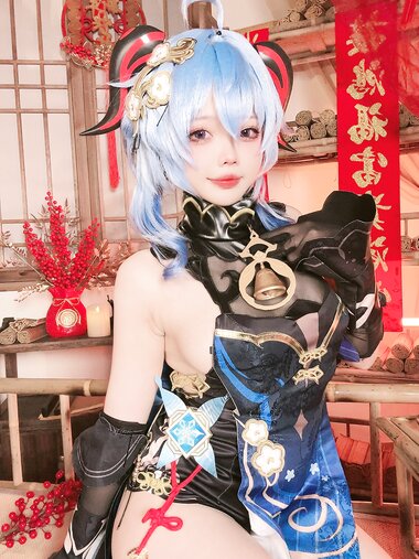 [Cosplay] 小瑶幺幺 甘雨海灯节礼服