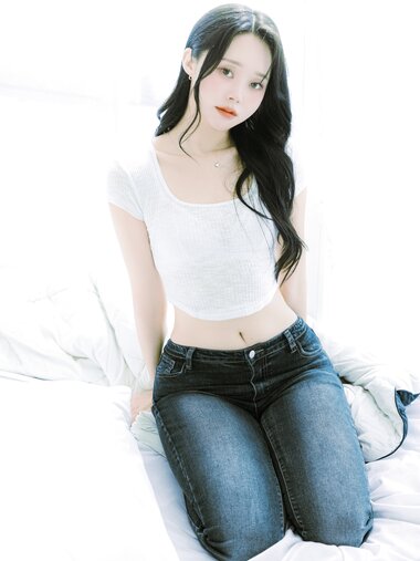 Inah (이나) - Blooming Day