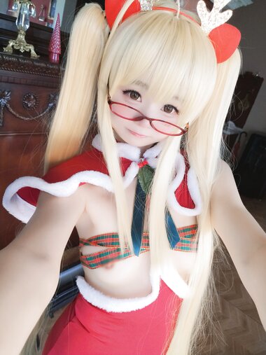 [Cosplay] 摇摇乐yoyo - Reindeer Marie Rose