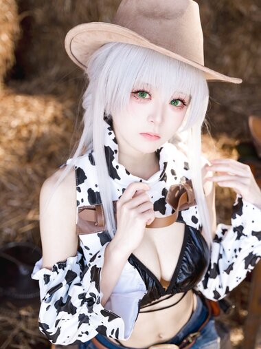 [Cosplay] 九柒喵 - 碧蓝航线 法戈 纯白热潮