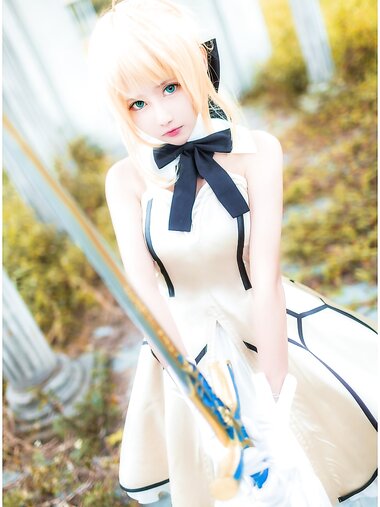 [Cosplay] Lin Zi Lin 凛子酱 - Saber Lily saber lily