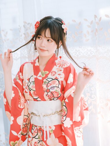 [Cosplay] 千反田鹿子 - 日常 浴衣室内