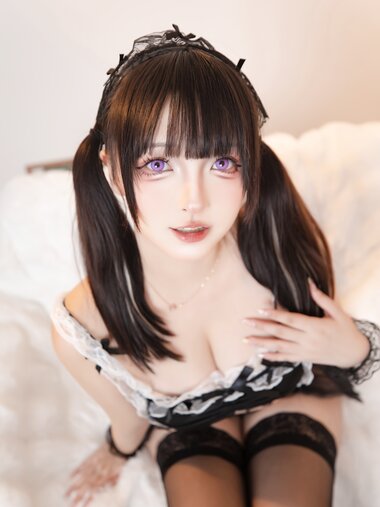 [Cosplay] 萝莉神楽板真冬之金色高跟