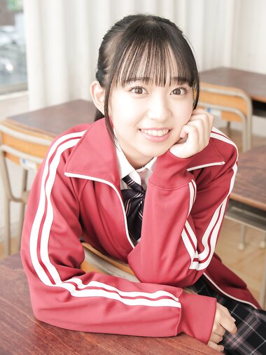[Lovepop] Yui Iruma 入間ゆい - Photosets 016 Schoolgirl Uniform (Tracksuit)
