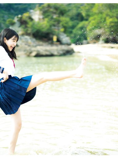 [Photobook] 2024.08.28 今森茉耶1st写真集「恋がはじまクる」
