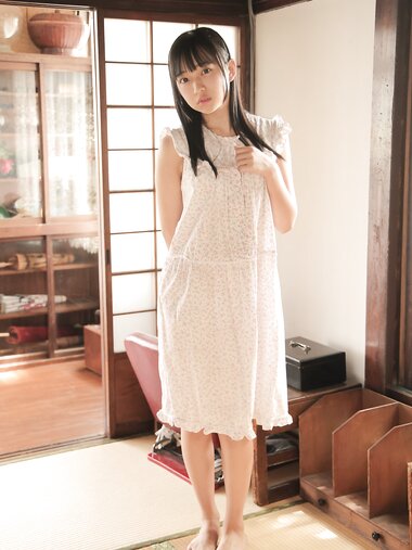 [Lovepop] Yui Iruma 入間ゆい - Photosets 014 Private Clothes (Flower Dress)