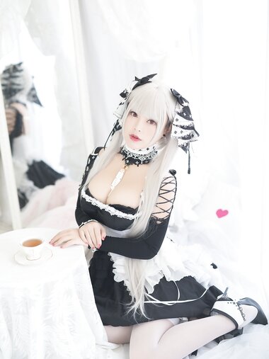 [Cosplay] Niyeye 白烨烨 - Kawaii 可畏