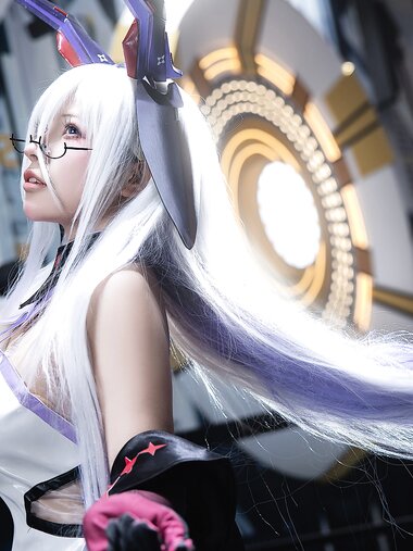 [Cosplay] Shazhufan 傻猪凡 - Silver Feather 银羽
