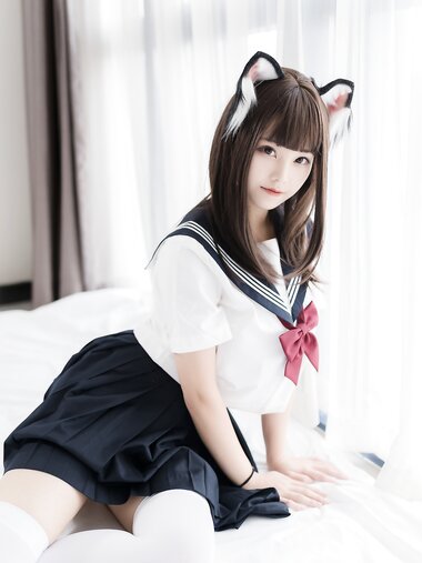 [Cosplay] Mizhi Mao Qiu 蜜汁猫裘 - Cat Ear JK 猫耳JK