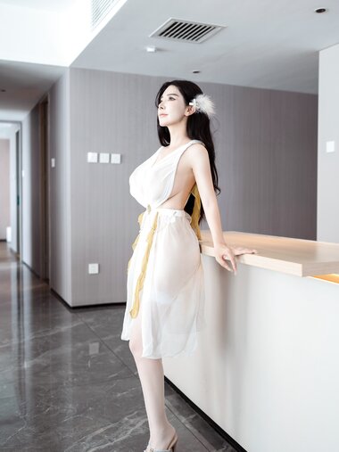 [XR Uncensored] Pan Jiaojiao (潘娇娇) - R18 秀人网模特 - 七夕情人节