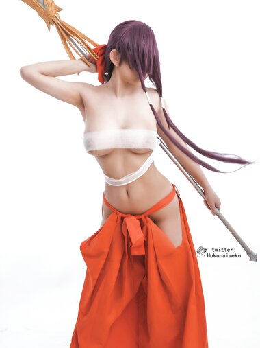 [Cosplay] Meko Hokunai NO18 一騎当千 関羽雲長 巫女Ver. [31P 102MB]