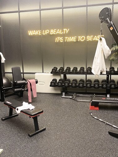 [FANDING] Yeon (효연) - Gym Girl