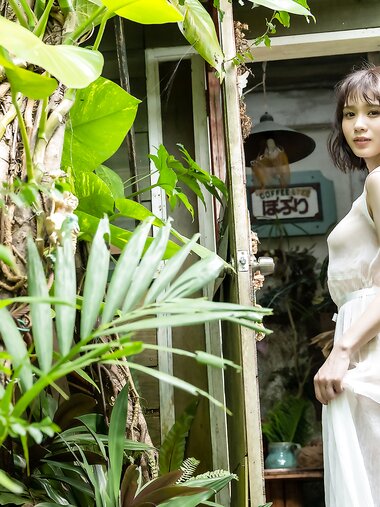 [Graphis] 2022-11-14 Gals - Nanami Ogura 小倉七海 『 Precious Stone 』 SET 03 [20P26.9 Mb]