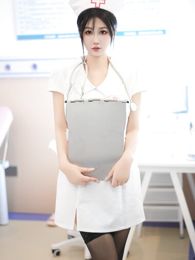 [XR Uncensored] laura阿姣 - R18 秀人网模特 VIP医护病房