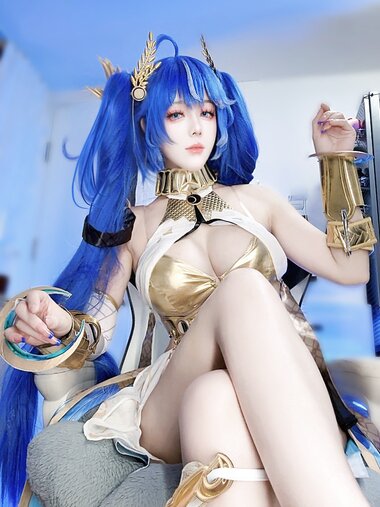 [Cosplay] 九言 - 鸣潮 尤诺