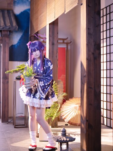 [Cosplay] lunananya 蔚蓝档案 伊草遥香 (New Year) [34P-214MB]