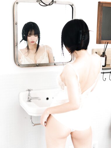 [Cosplay] 柒柒要乖哦 半糖下午茶 [30P-164MB]