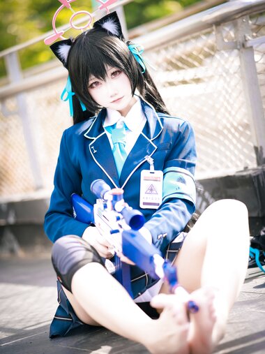 [Cosplay] lunananya 黑见芹香 [25P-155MB]
