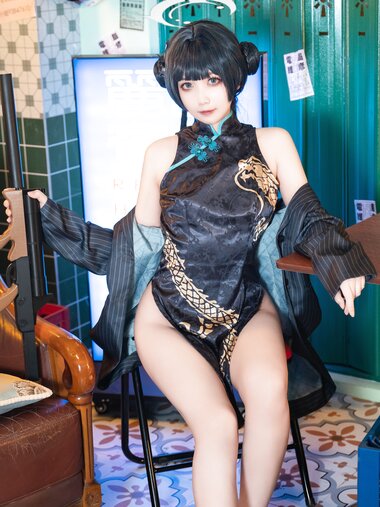 [Cosplay] 小和甜酒 妃咲 [195P1V-650MB]