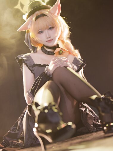 [Cosplay] lunananya Blue Archive Iochi Mari (idol) (伊落マリー) [26P-143MB]