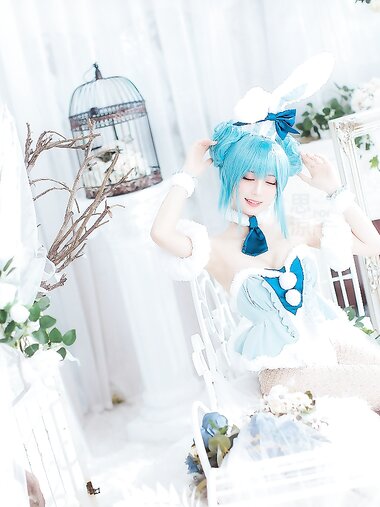 [Cosplay] Poi 思涼 - Hatsune Miku Bunny 初音未来兔兔