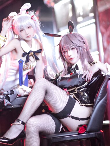 [Cosplay] Hayako Hayabusa 隼隼子 - Duke of Abruzzi Dealer 阿布鲁奇公爵 荷官