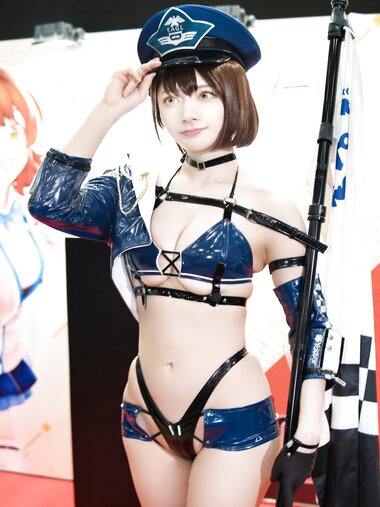 [Cosplay] Sakurai 尊みを感じて桜井 - Baltimore Finish Line Flagbearer Baltimore Finish Line Flagbearer