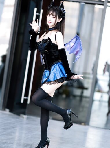 [Cosplay] 羽生三未 小恶魔 漫展返图 [12P-131MB]