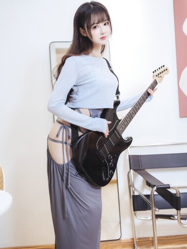 [Cosplay] 羽生三未 吉他妹妹 [43P-757MB]
